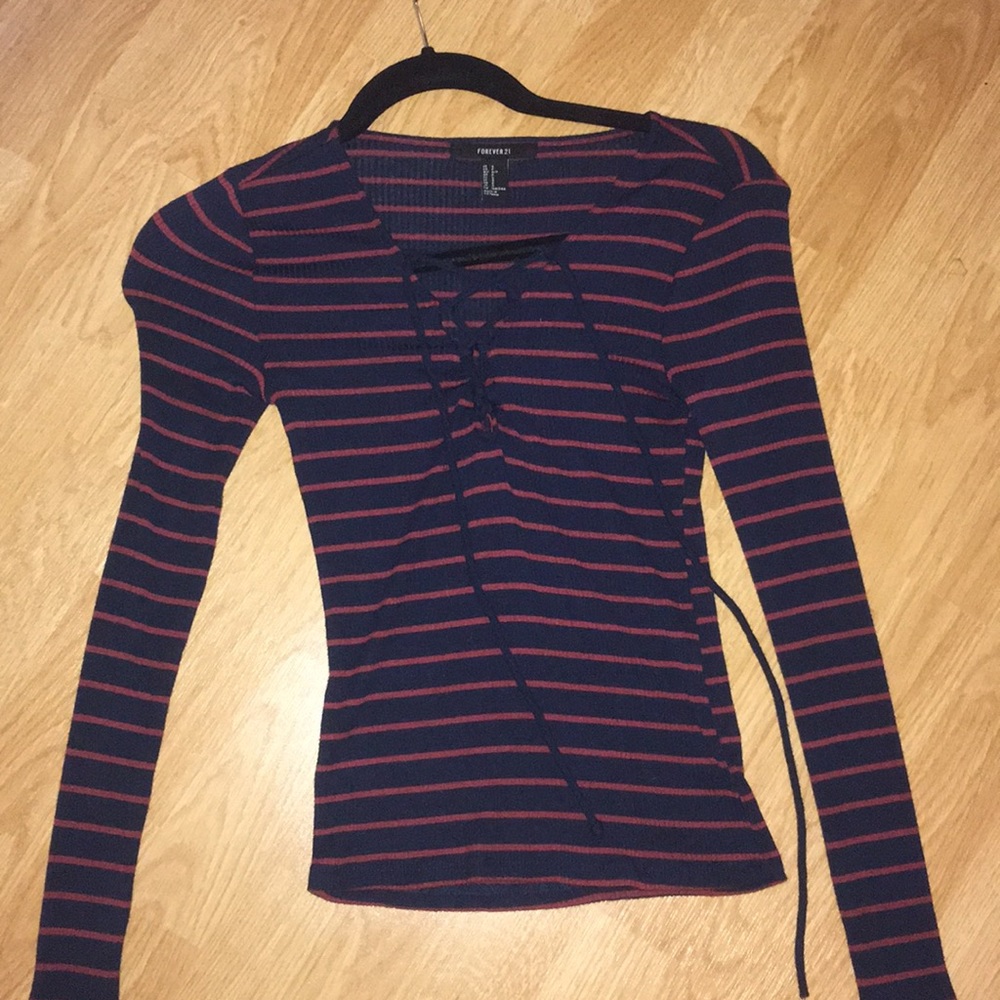Front Cross Tie Long Sleeve